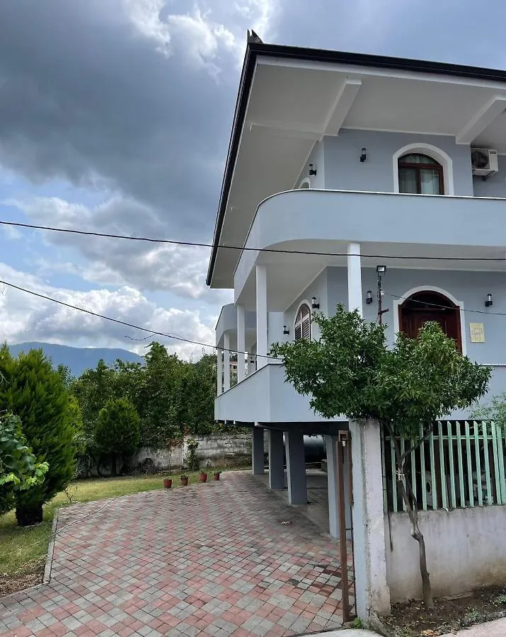 Emanuel'S Villa Tirana Apartment