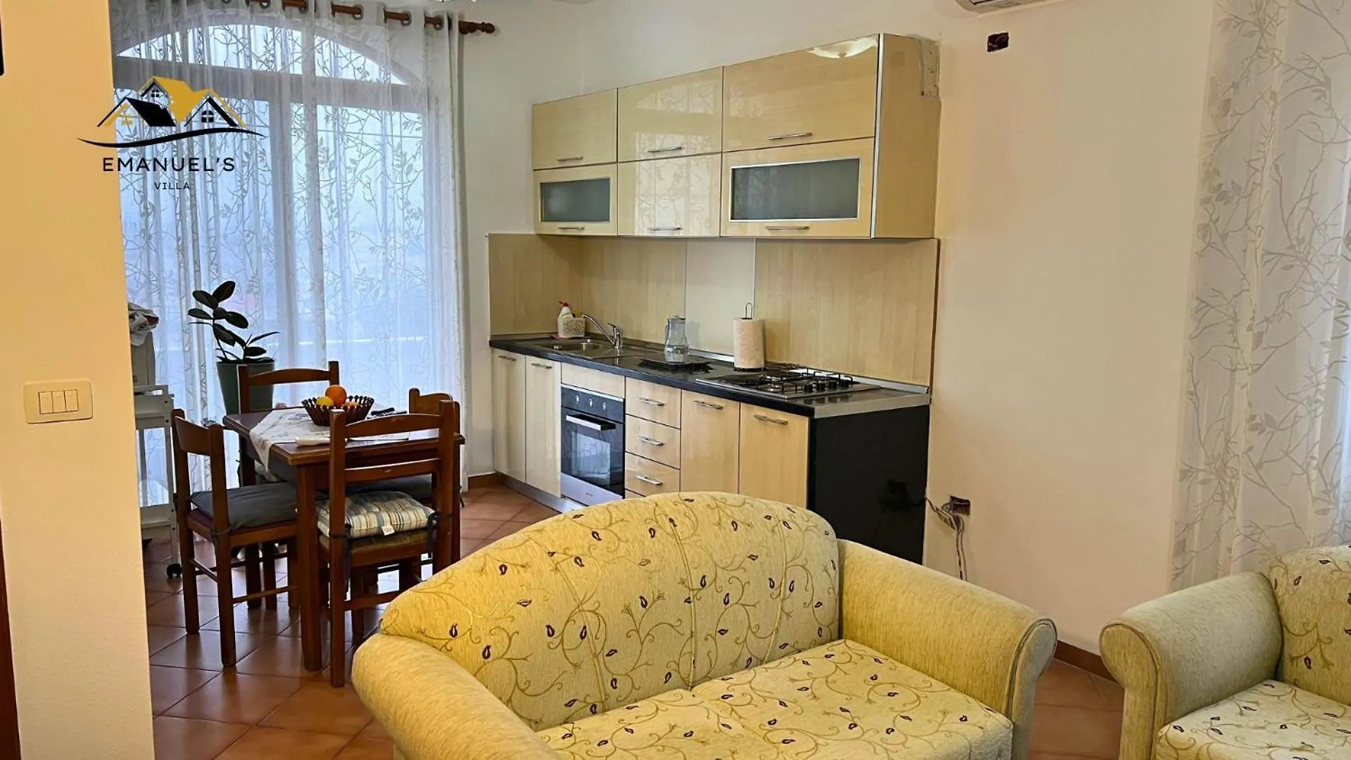 Apartment Emanuel'S Villa Tirana
