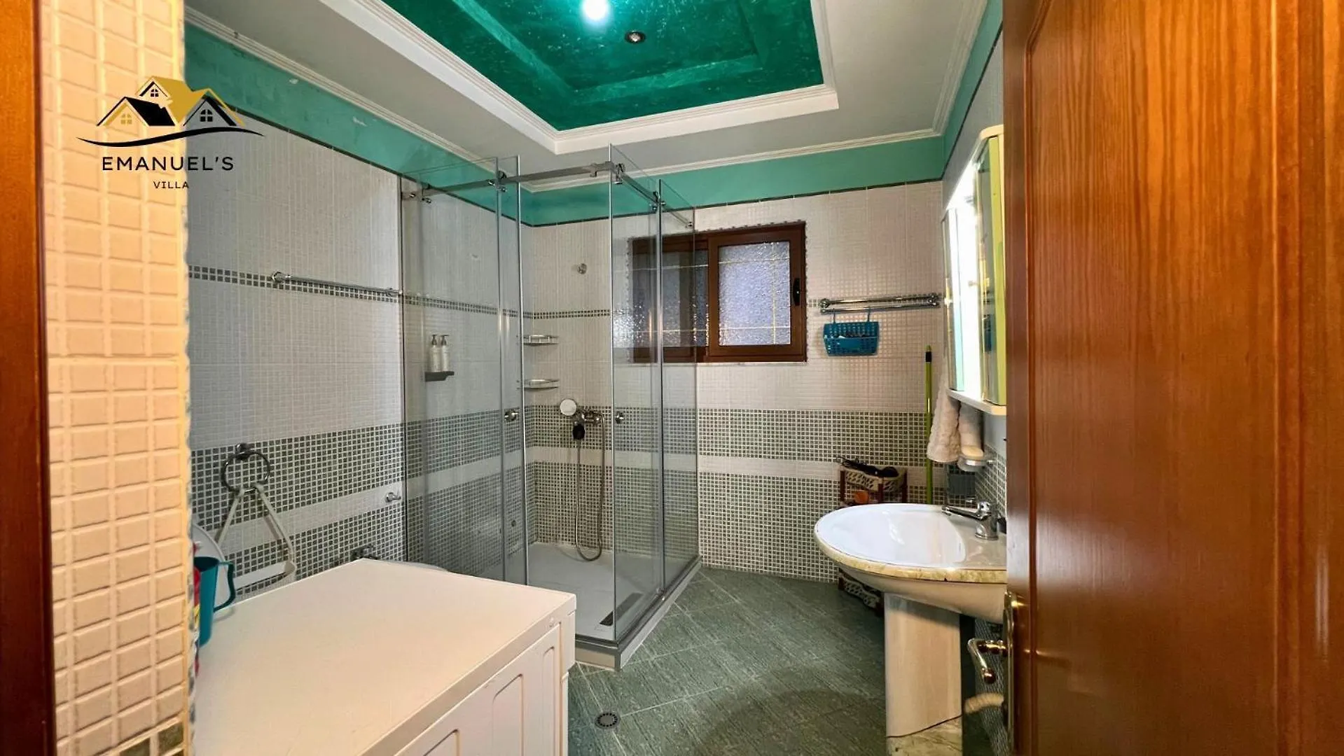 Apartment Emanuel'S Villa Tirana