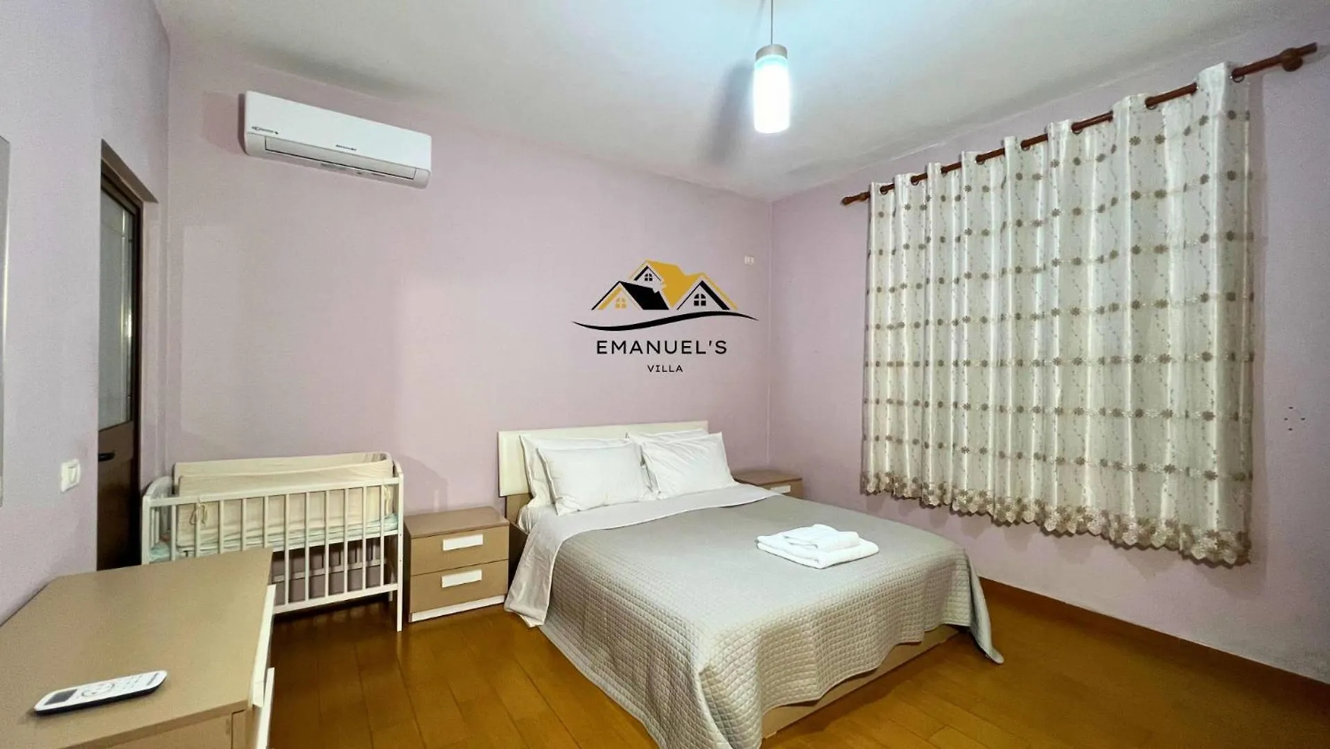 Emanuel'S Villa Tirana